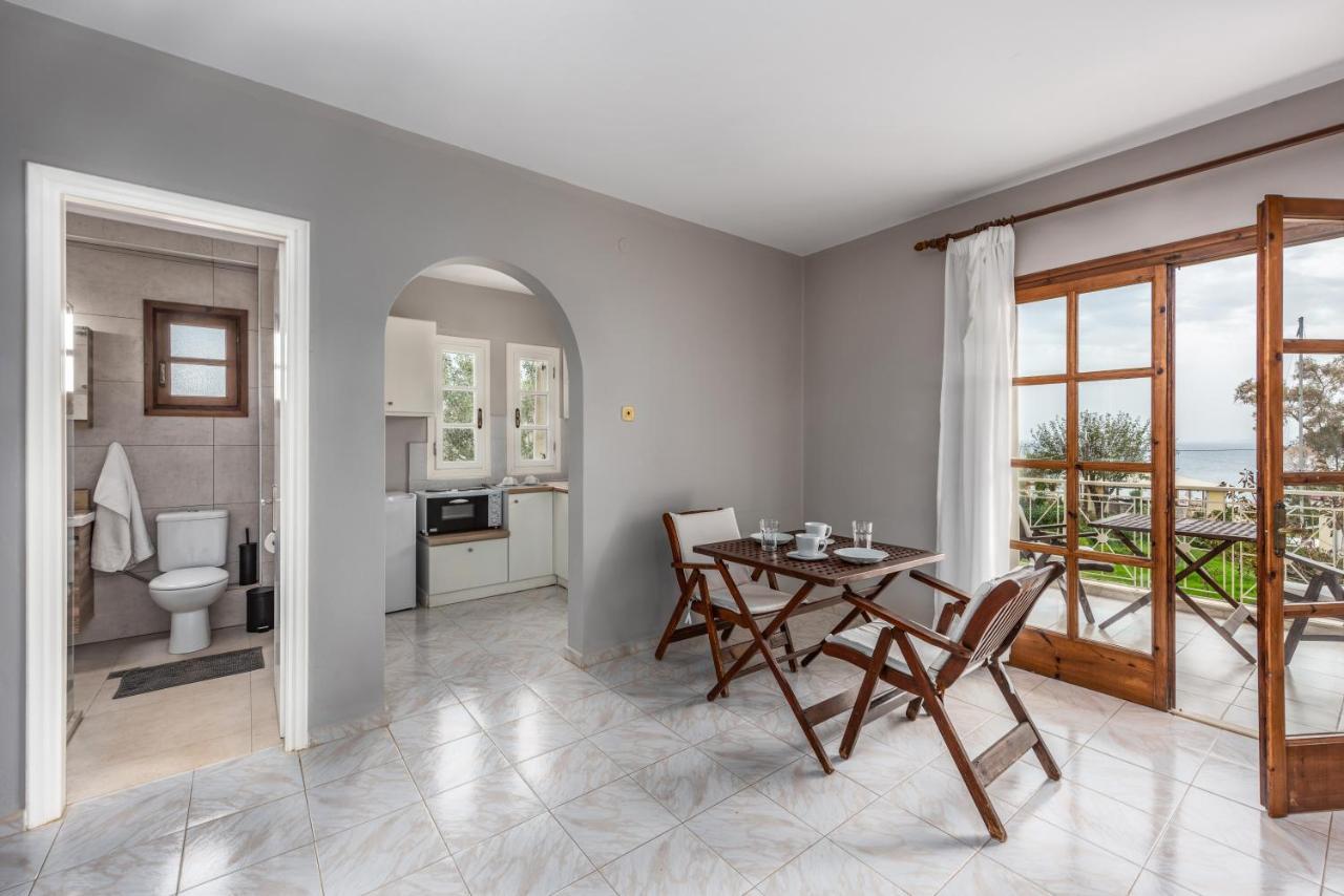 Albouro Seafront Apartments Katelios Esterno foto