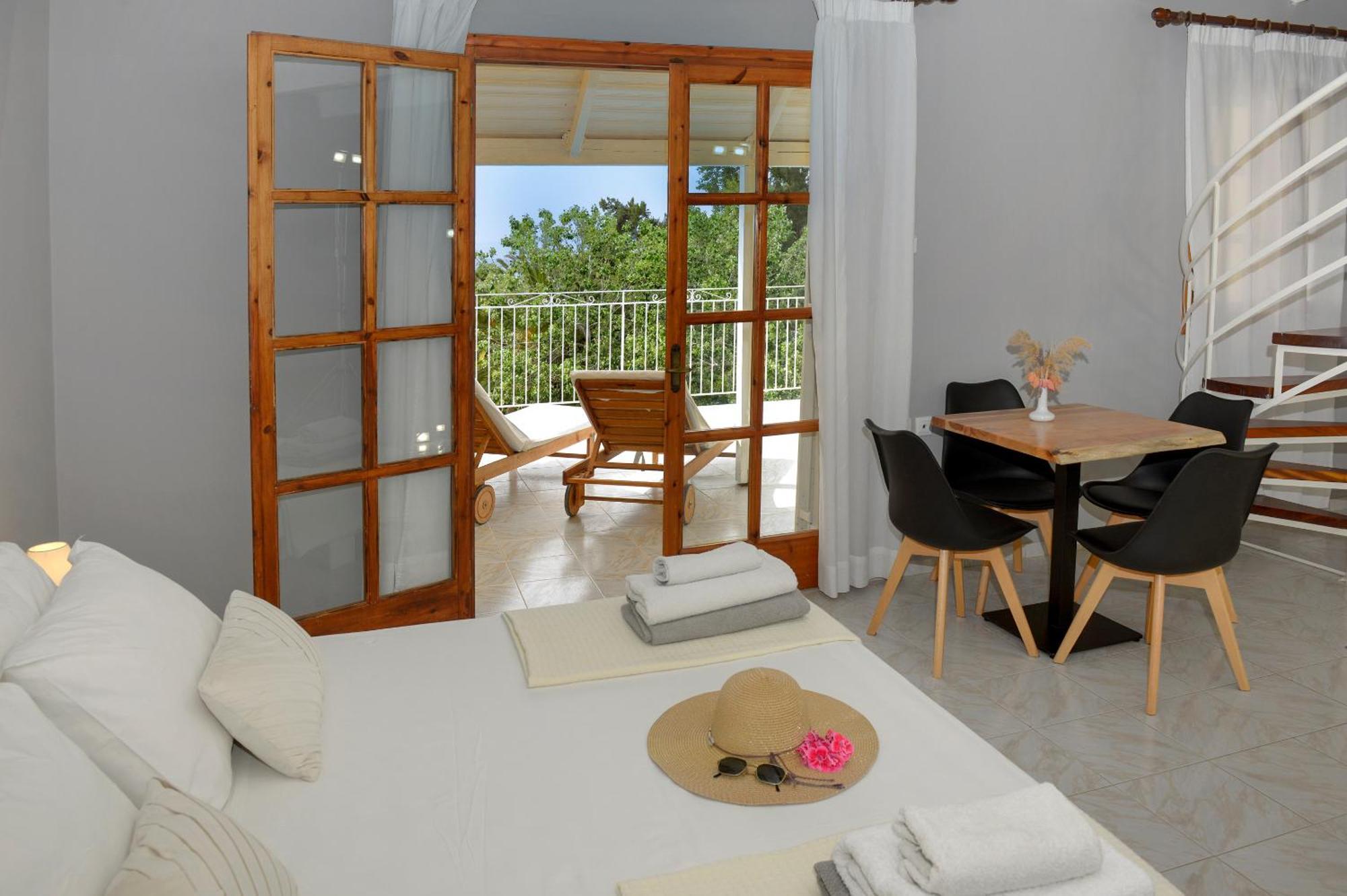 Albouro Seafront Apartments Katelios Esterno foto
