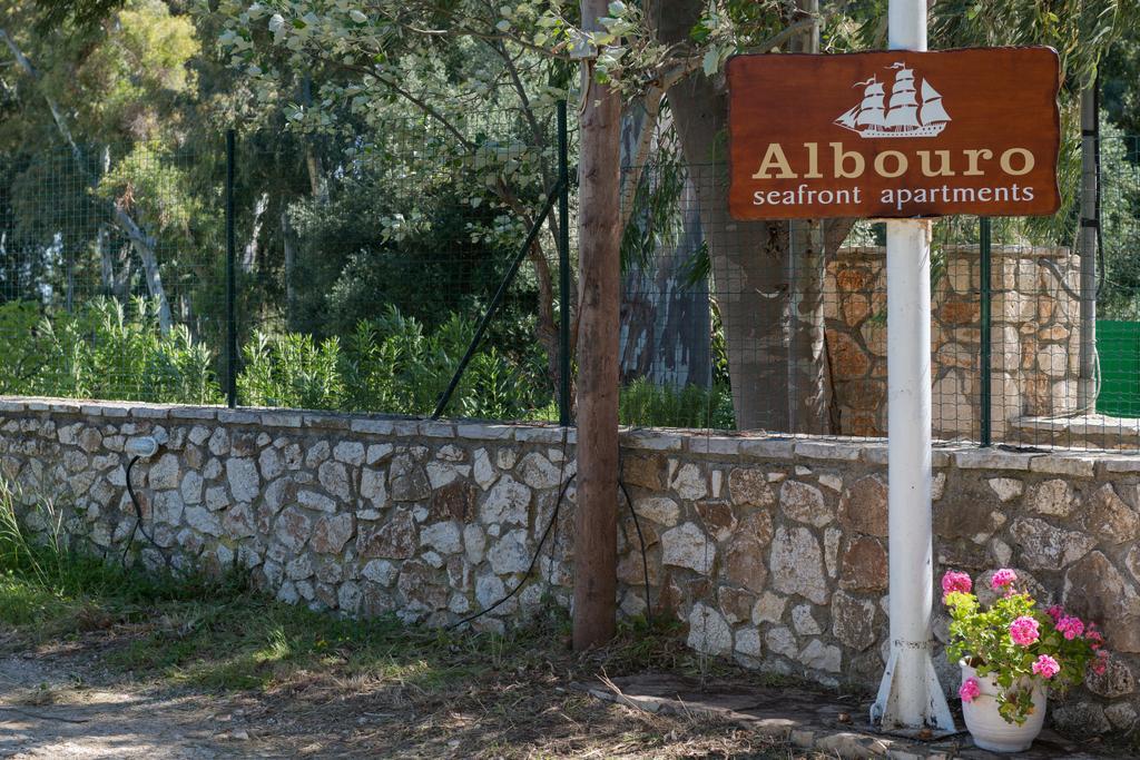 Albouro Seafront Apartments Katelios Esterno foto