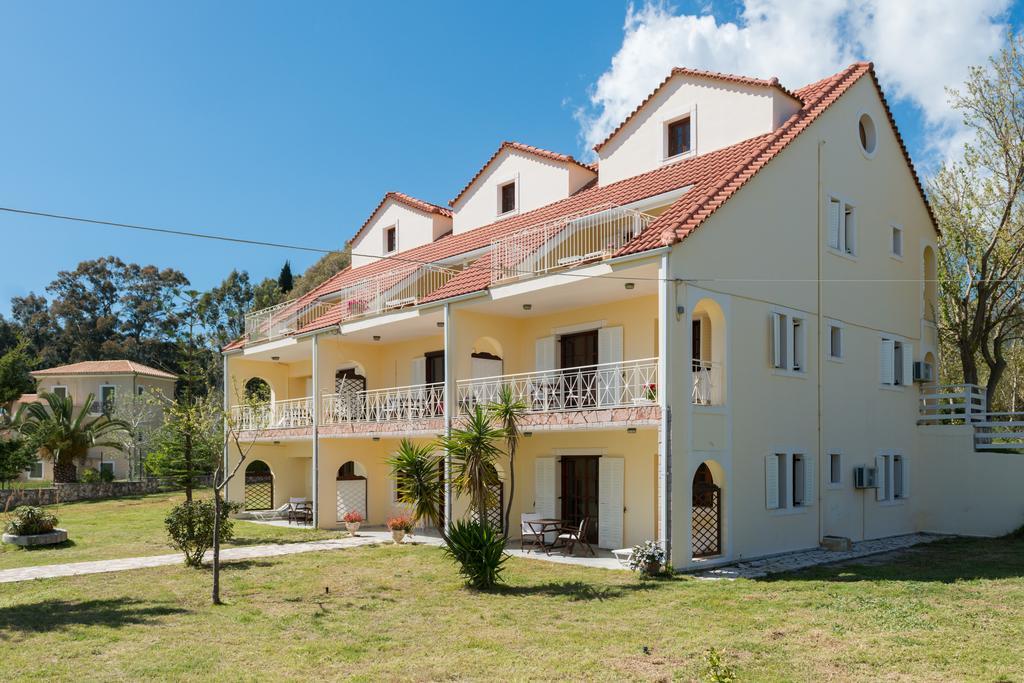 Albouro Seafront Apartments Katelios Esterno foto