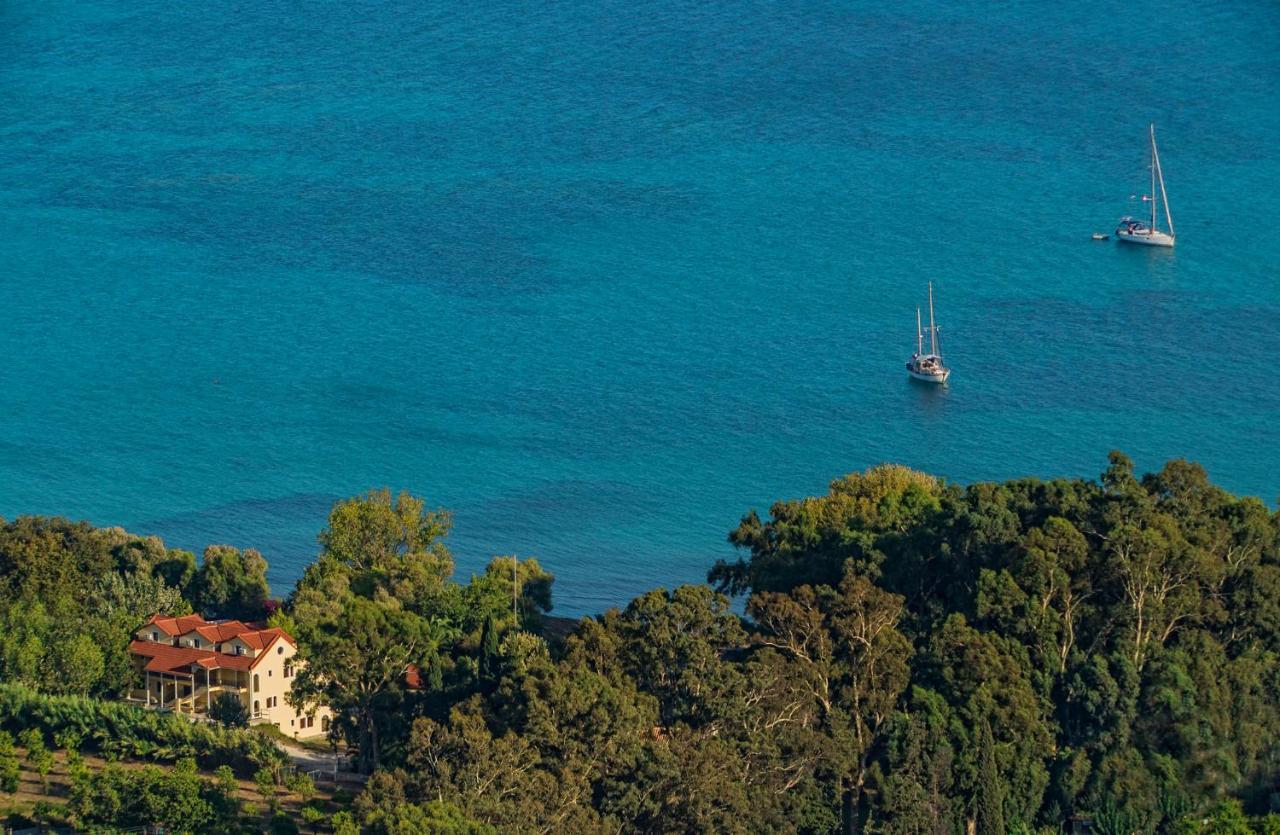 Albouro Seafront Apartments Katelios Esterno foto